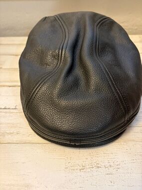 Scala Black Pebbled Leather Ivy Cap Y2K